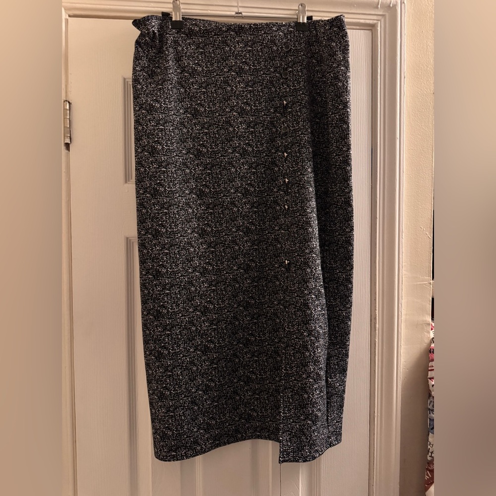 NYC Black and Gray Maxi Skirt